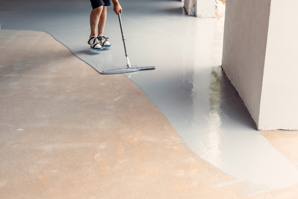 Betónová podlaha – Ako a čím ju natrieť